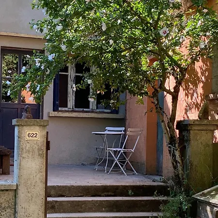 La Maison Dans La Foret *