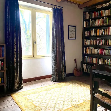 La Maison Dans La Foret Pensión
